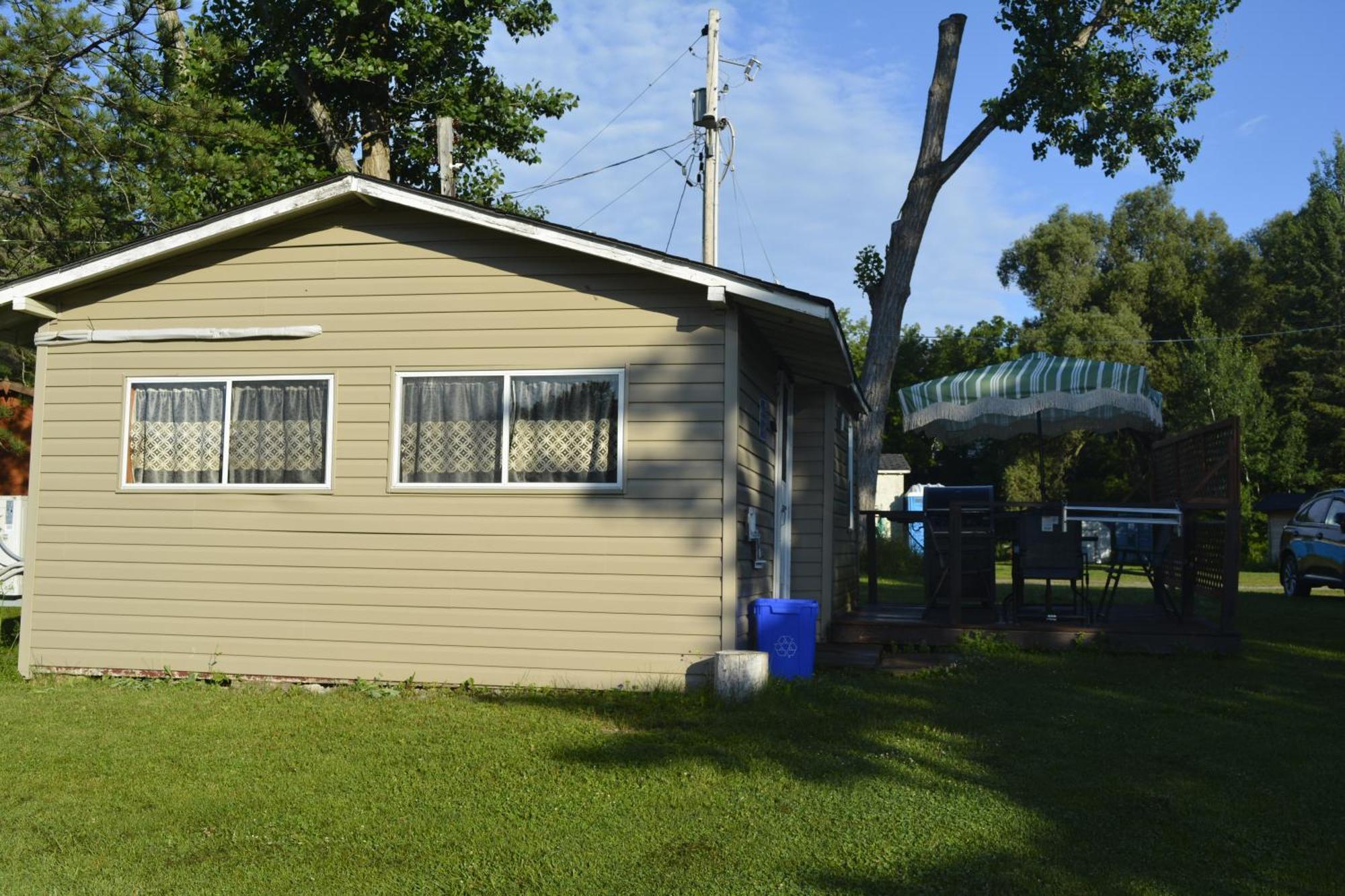 Trent River Cottages Hastings Exterior photo