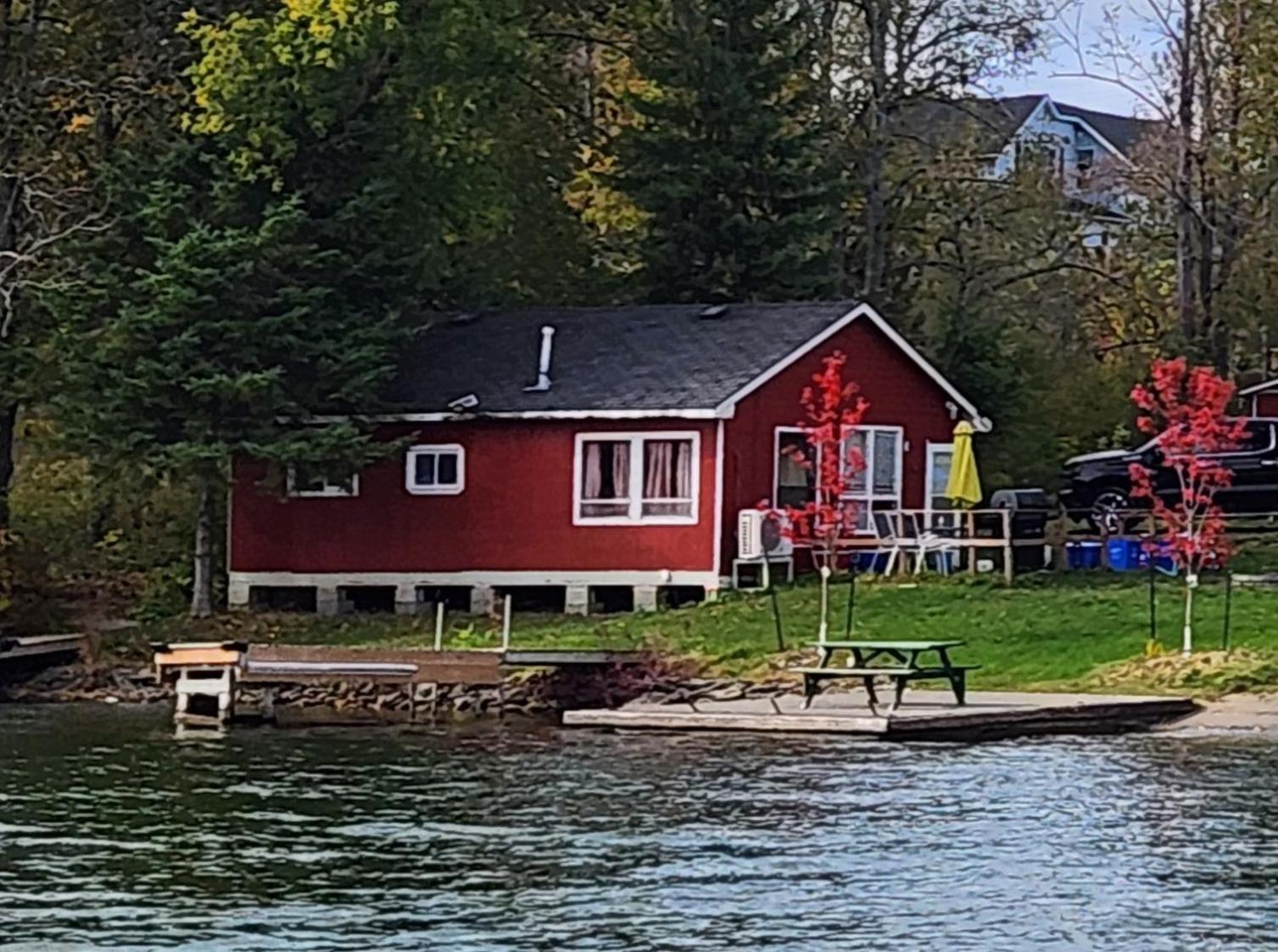 Trent River Cottages Hastings Exterior photo